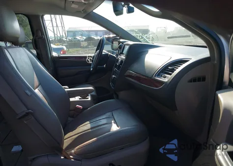 2013 Chrysler Town & Country Touring-L из США, поврежденный, VIN 2C4RC1CG5DR684164